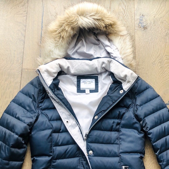 ❌sold❌Women’s  Down & Feather Nautica Puffer Jacket - Picture 3 of 13
